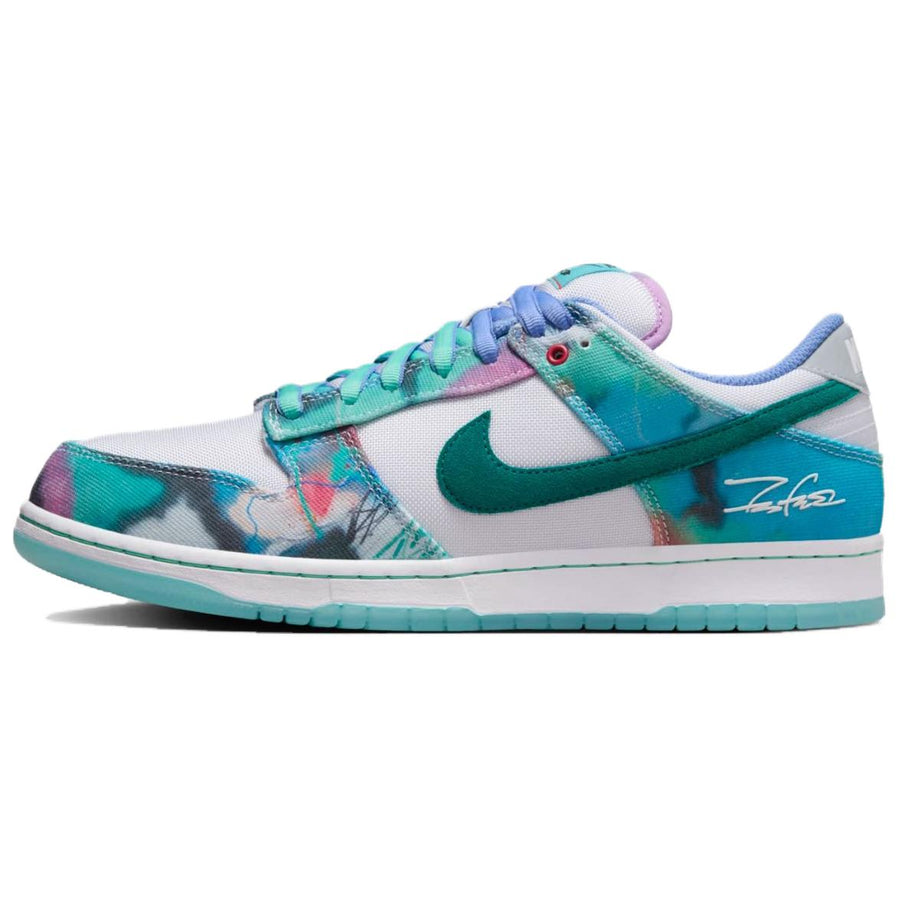 ナイキ SB ダンク Futura × Nike SB Dunk Low "White and Geode Teal" HF6061-400