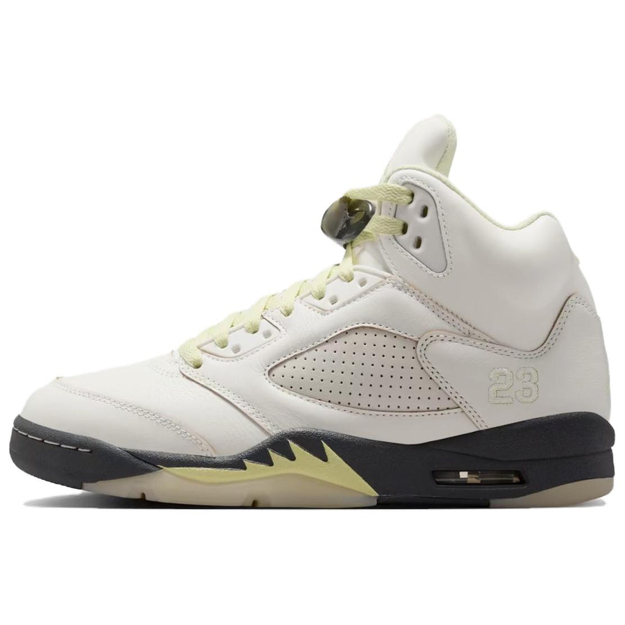 エアジョーダン5 Nike Women's Air Jordan 5 Retro "Luminous Green" IM7592-130