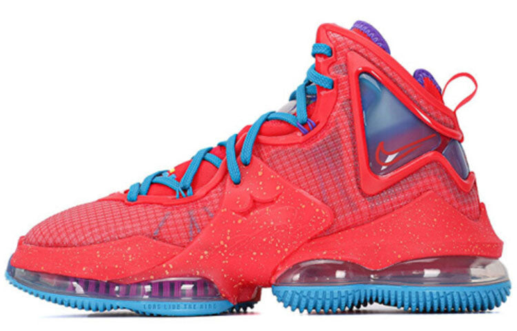 ナイキ レブロン Nike LeBron 19 "WeAreFamily" DC9340-600