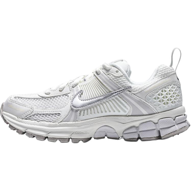 ナイキ ボメロ Nike GS Vomero 5 "Sail/Vast Grey/College Grey/Metallic Silver" HF6998-108