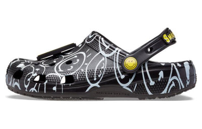 クロックス クラシック クロッグ Smiley × Crocs Classic Clog "Black/Multi" (2022) 207971-0C4