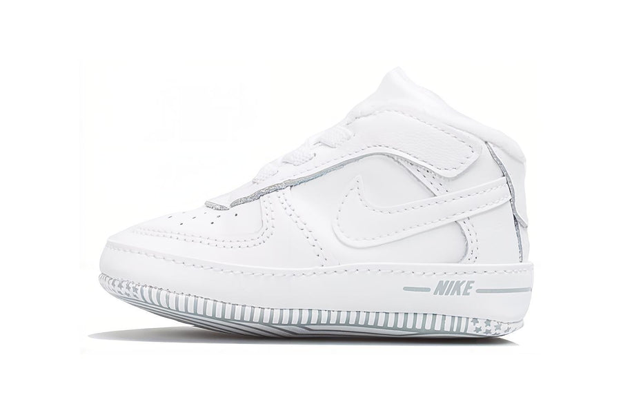 ナイキ エアフォース1 Nike CB Air Force 1 "Triple White" 844103-100