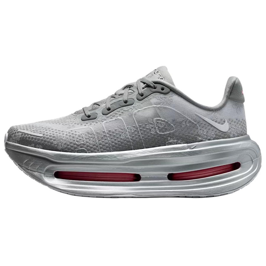 ナイキ ボメロ Nike Women's Vomero Premium "Geyser Grey/Metallic Silver" IQ0028-001