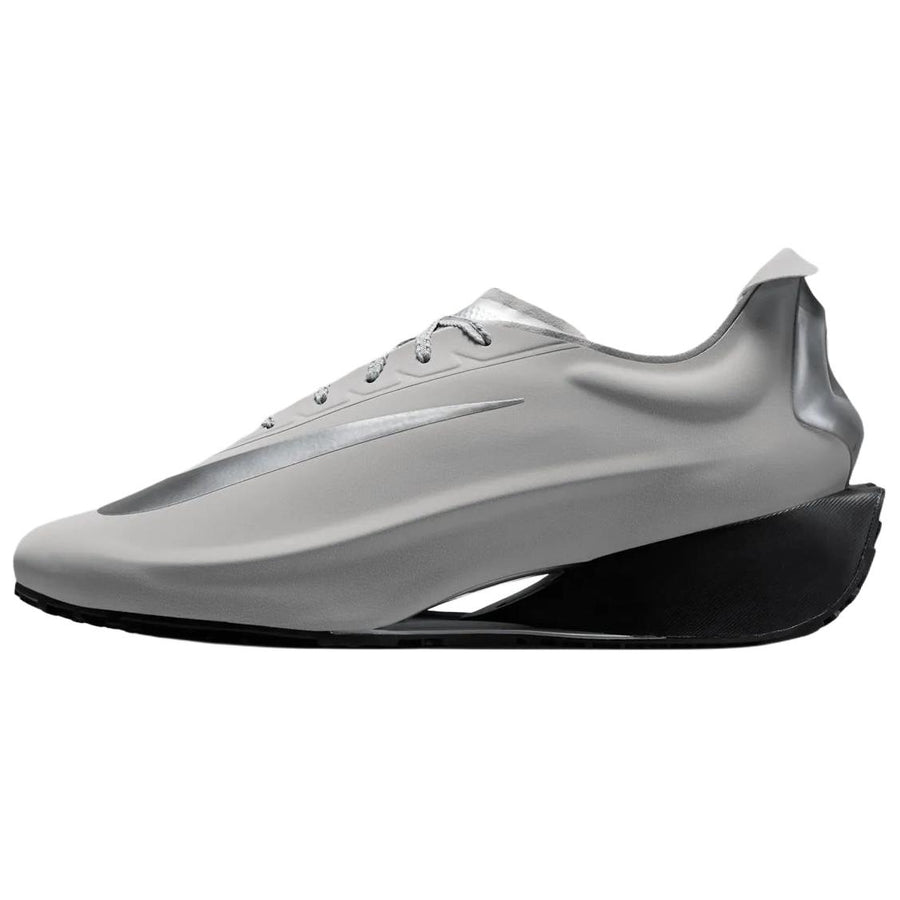 ナイキ Nike Women's First Sight Noir "Flat Silver/Black" HQ2409-005