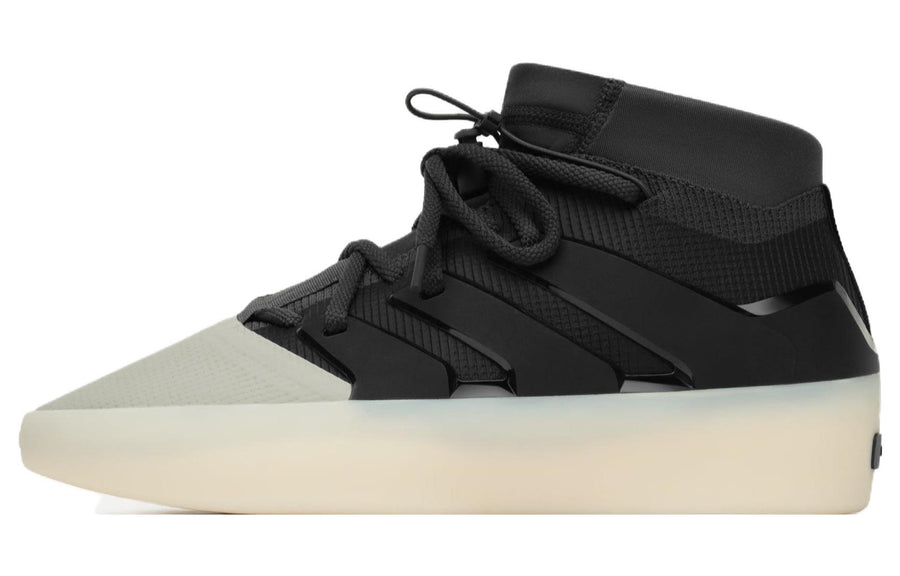 アディダス adidas FEAR OF GOD ATHLETICS 1 Basketball "Carbon/Sesame" IE6179