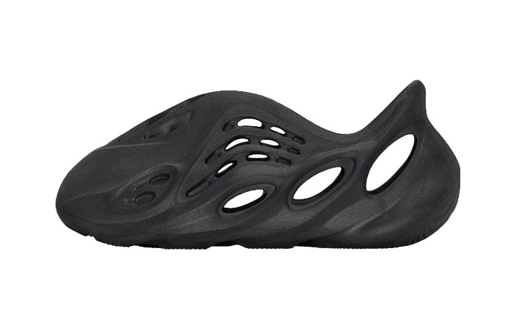 アディダス イージー adidas KIDS YEEZY Foam Runner "Onyx" HP5347