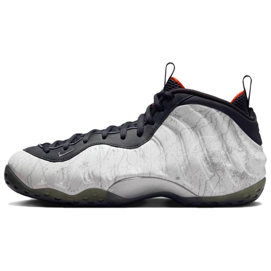 ナイキ フォームポジット Tekken 8 × Nike Air Foamposite One PRM "Jin Kazama" HF6367-001