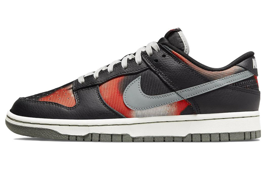 ナイキ ダンク Nike Dunk Low Graffiti "Black/Red" DM0108-001