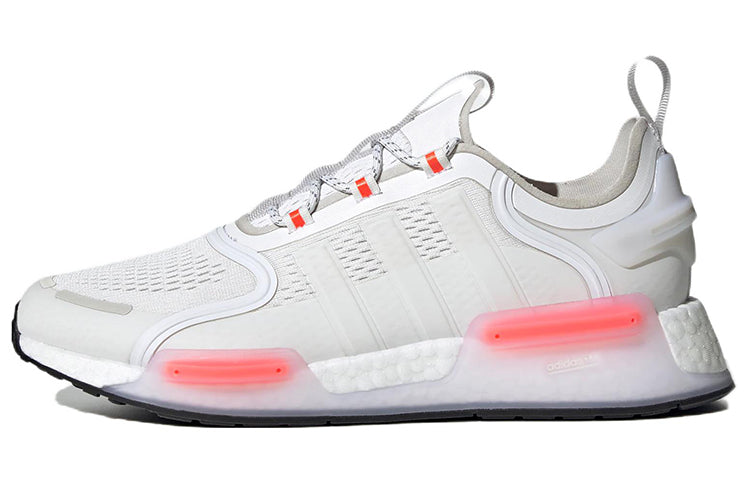 アディダス NMD adidas NMD V3 "Footwear White/Core Black/Grey One" GX2089