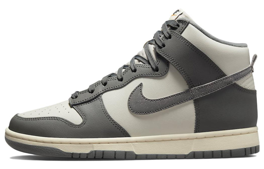 ナイキ ダンク Nike Dunk High Retro SE Vintage "Light Bone and Tumbled Grey" DM0582-001