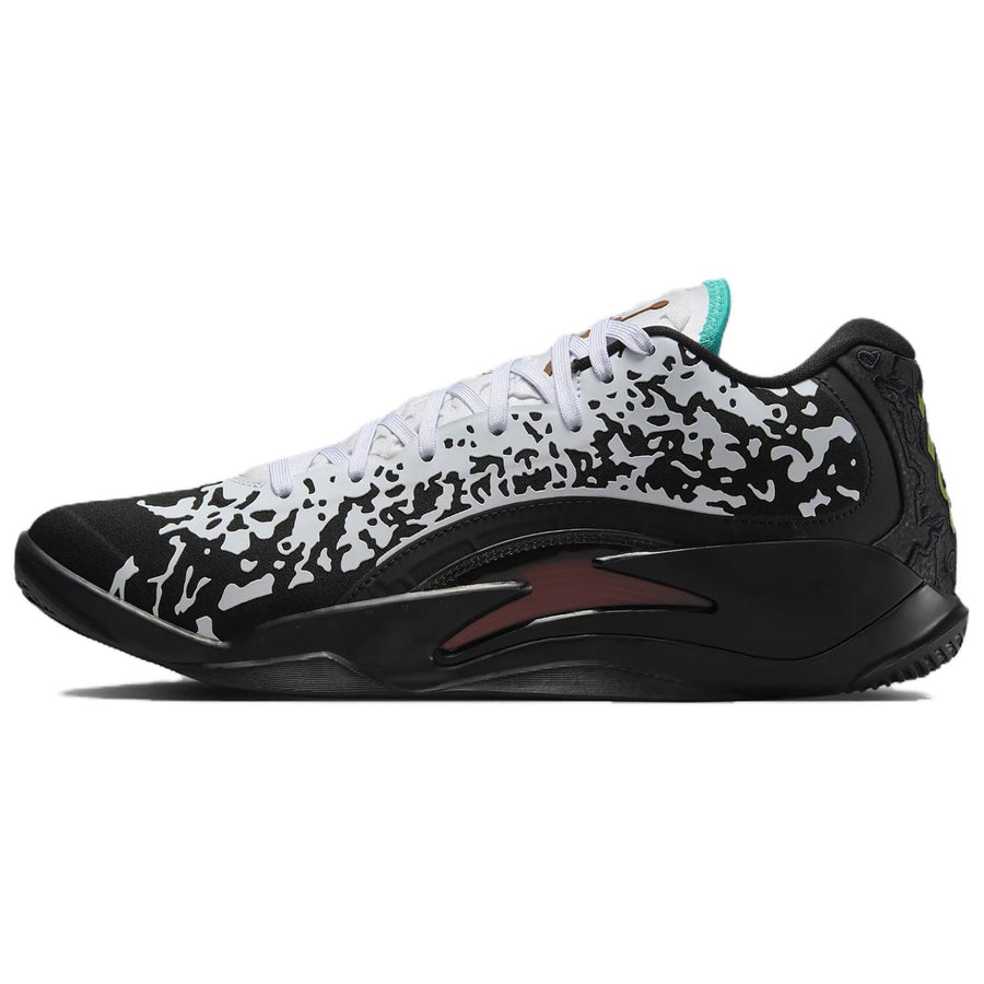 ジョーダン Nike Jordan Zion 3 "Black/White/Pier/Light British Tan" DR0675-002