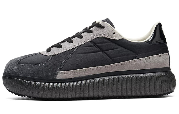 オニツカタイガー Onitsuka Tiger Delecity "Black" 1183B704-002