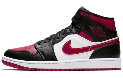 エアジョーダン1 Nike Air Jordan 1 Mid "Black/Red/White" 554724-066