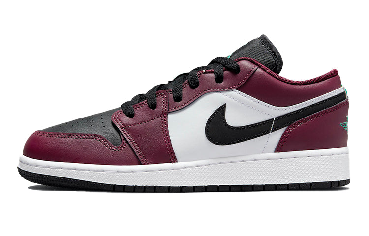 エアジョーダン1 Nike GS Air Jordan 1 Low SE "Dark Beetroot/Roma Green" DM0589-635