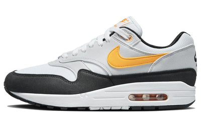 ナイキ エアマックス1 Nike Air Max 1 "White/Black/Pure Platinum/University Gold" FD9082-104