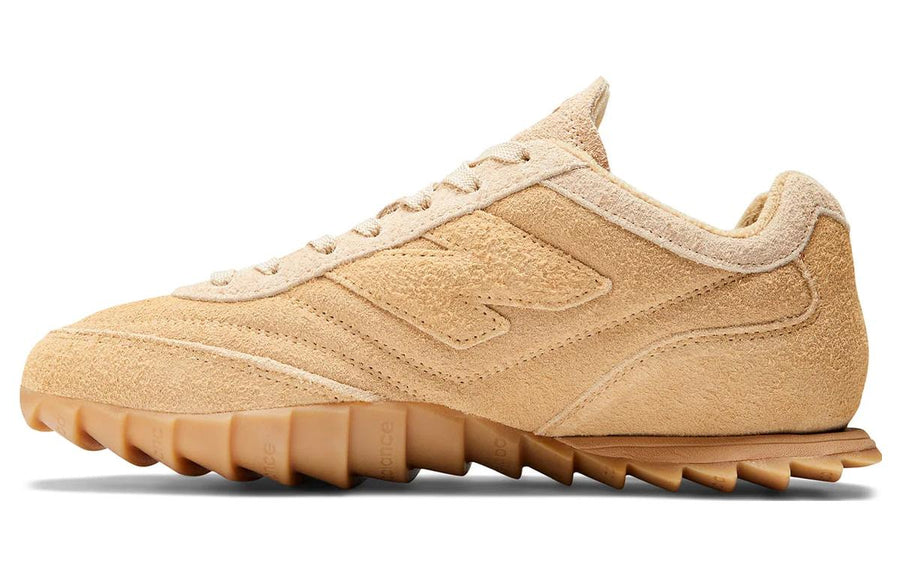 ニューバランス AURALEE × New Balance RC30 "Tan" URC30AU