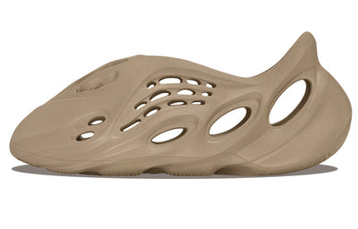 アディダス イージー adidas YEEZY Foam Runner "Clay Taupe" GV6842