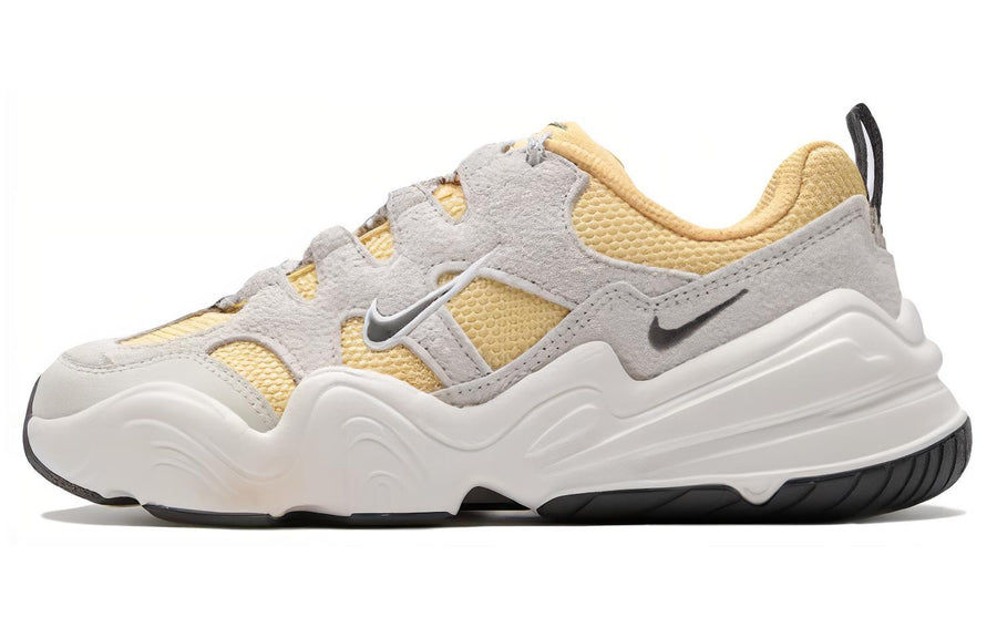 ナイキ Nike Women's Tech Hera "Saturn Gold/Light Bone/Phantom/Iron Grey" DR9761-700