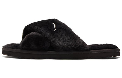 プーマ Puma Women's Fluff × Strap "Puma Black/Puma White" 384936-01