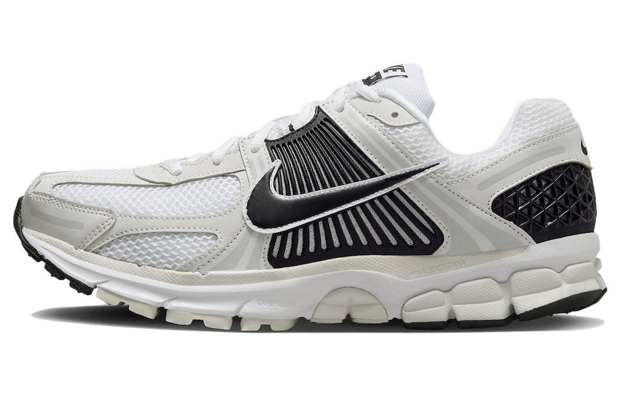 ナイキ ボメロ Nike Zoom Vomero 5 "White/Black" FB9149-101
