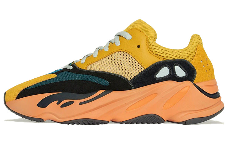 アディダス イージーブースト700 adidas YEEZY Boost 700 "Sun" GZ6984