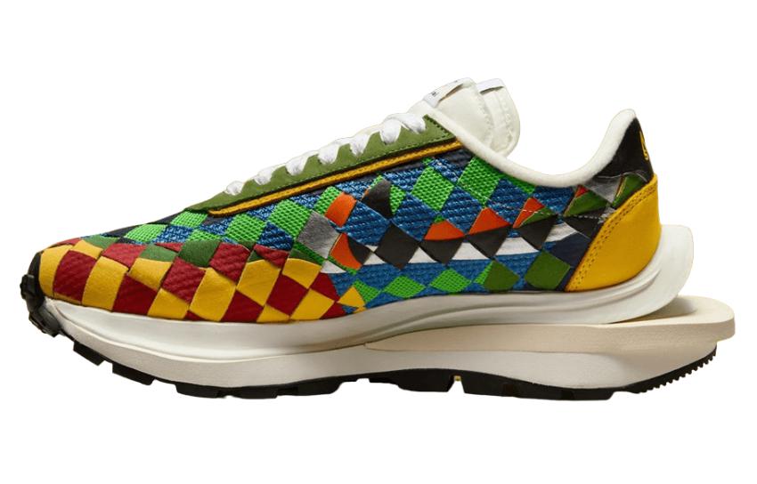 ナイキ Jean-Paul Gaultier × sacai × Nike Air Woven VaporWaffle "Green Gusto" DR5209-300