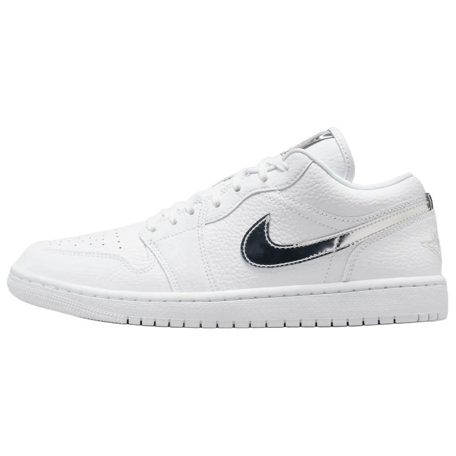 エアジョーダン1 Nike Women's Air Jordan 1 Low "White/Metallic Silver" IQ9381-100