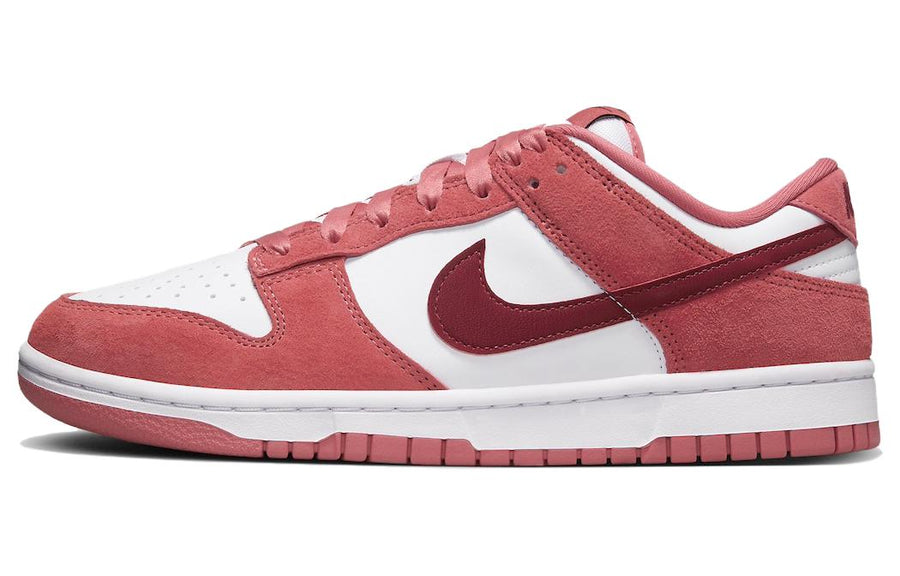 ナイキ ダンク Nike Women's Dunk Low "Valentine’s Day 2024" FQ7056-100