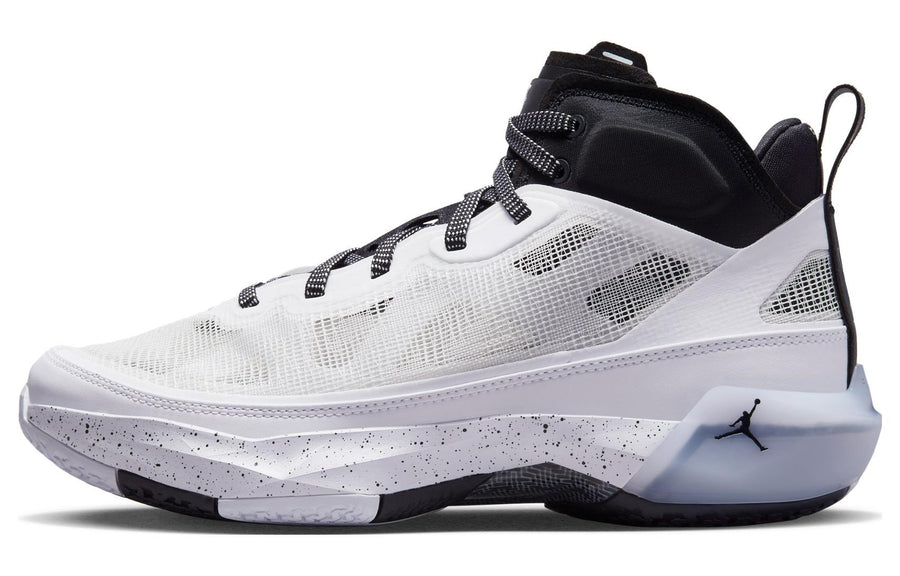 エアジョーダン37 Nike Air Jordan 37 "Oreo" DV0747-108