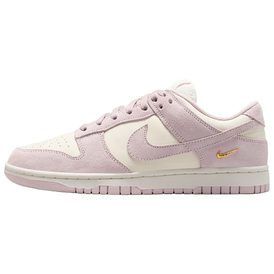 ナイキ ダンク Nike Women's Dunk Low "Sail/White/Metallic Gold/Pearl Pink" IO4244-100