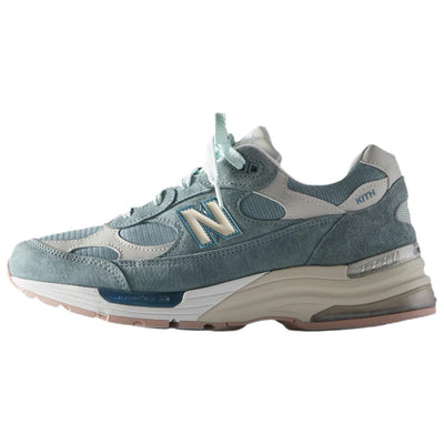 ニューバランス 992 KITH × New Balance 992 "Aegean Blue/Shadow Gray" U992KT
