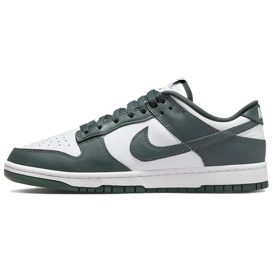 ナイキ ダンク Nike Dunk Low Retro "White/Vintage Green" DV0833-111