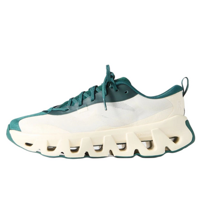 オン KITH × On K-Tech 1 "Tofu/Sea Moss" 3MG10775561
