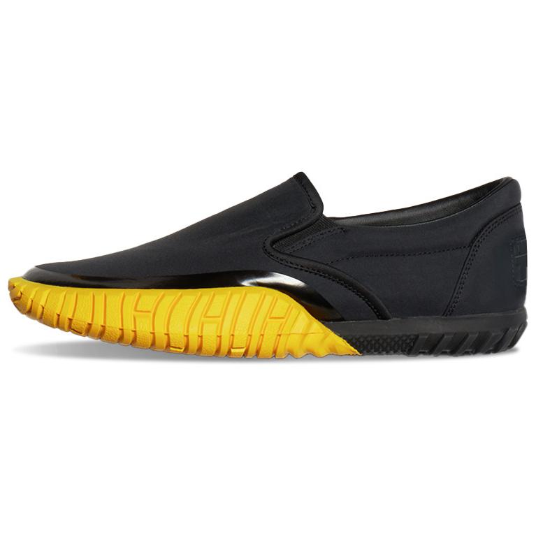 オニツカタイガー Onitsuka Tiger Duck Tiger Slip On "Black/Tai/Chi Yellow" 1183C224-001