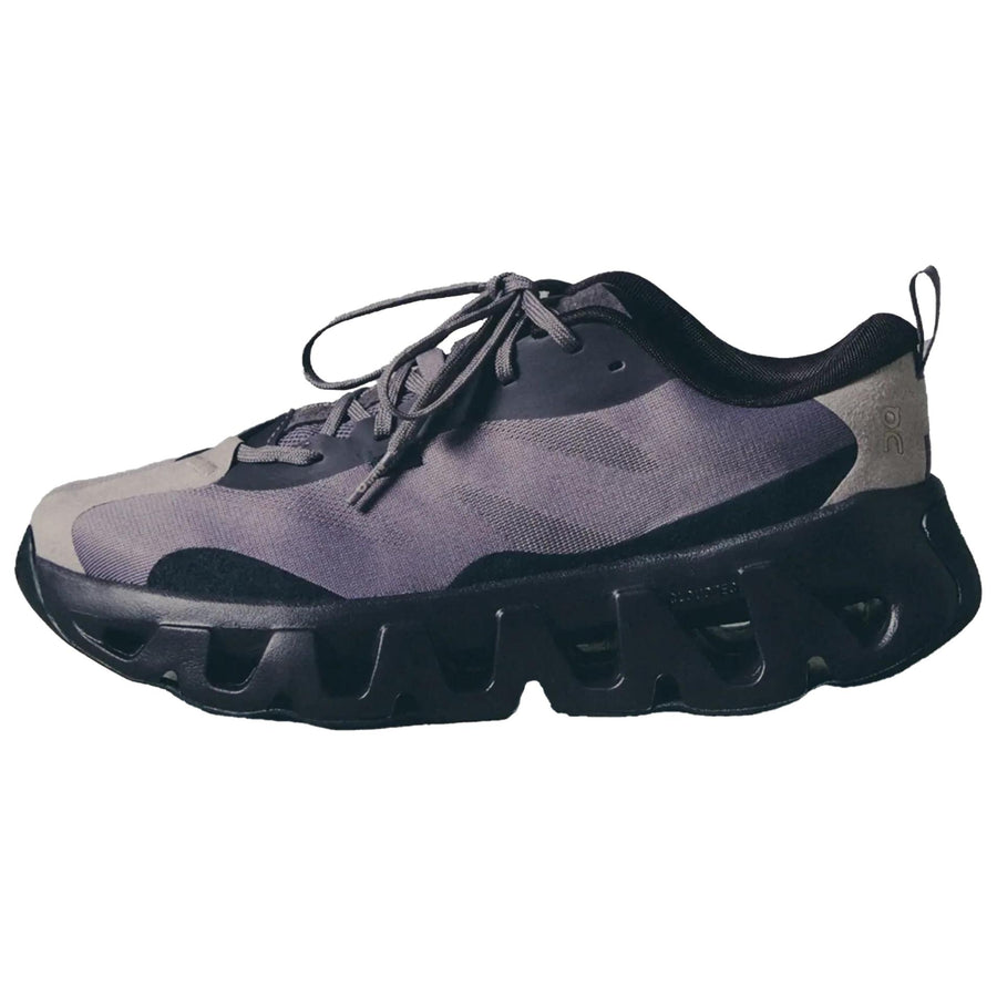 オン KITH × On Women's K-Tech 1 "Shark/Ox" 3WG10706093