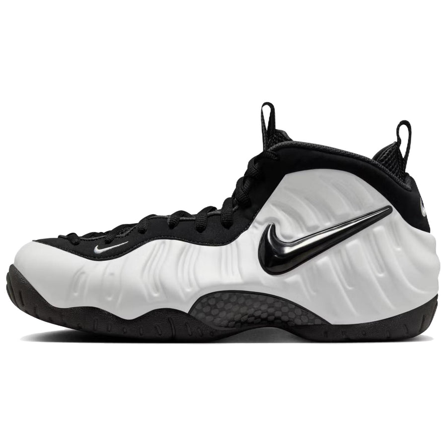 ナイキ フォームポジット Nike Air Foamposite Pro "Glow in the Dark" IV6246-100