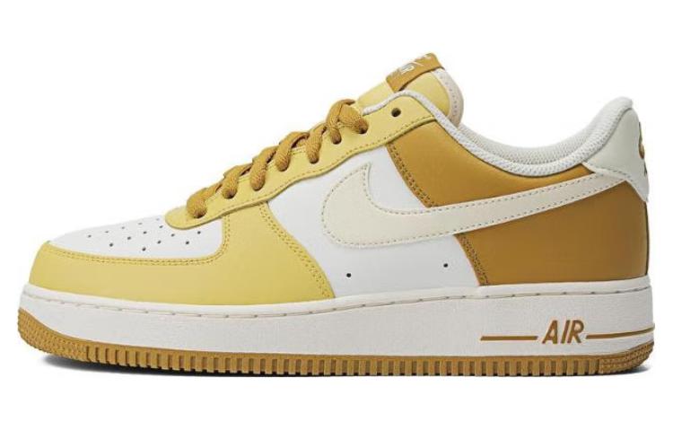 ナイキ エアフォース1 Nike Air Force 1 Low "University Gold" FZ4034-716