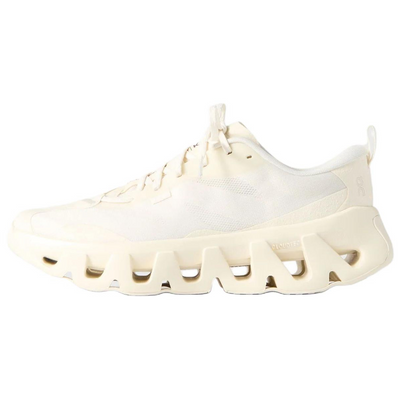 オン KITH × On K-Tech 1 "Tofu" 3MG10775560