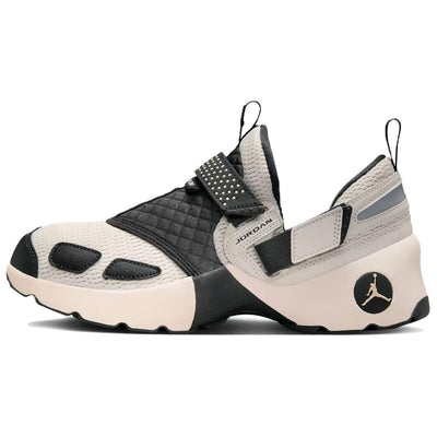 ジョーダン Nike Women's Jordan Trunner LX "Light Orewood Brown" HQ2164-102