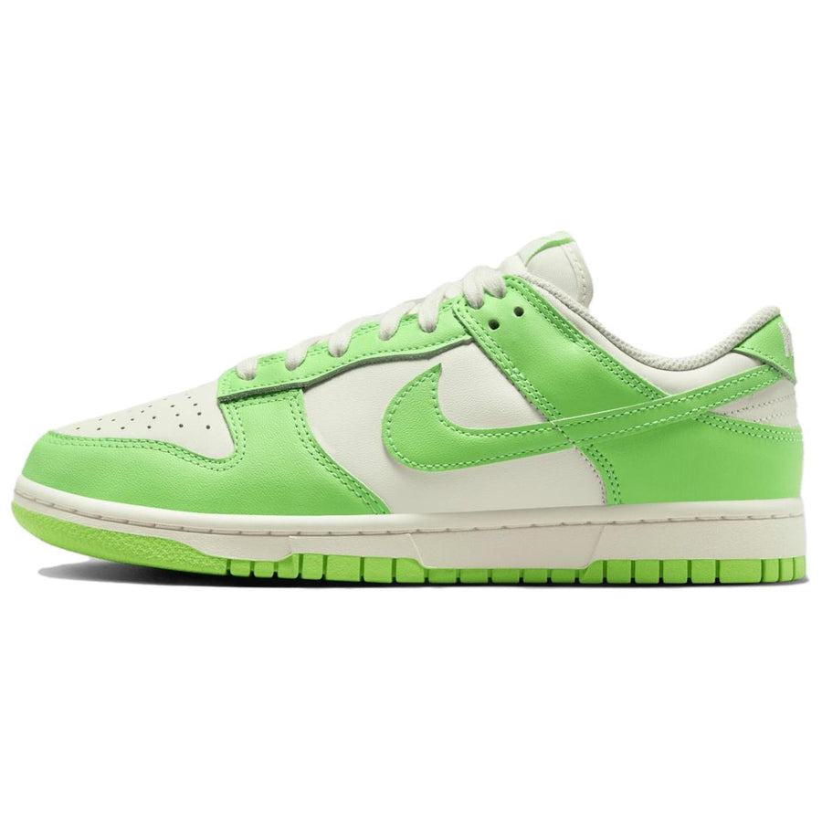 ナイキ ダンク Nike Women's Dunk Low "Green Strike/Sail" HV0842-133