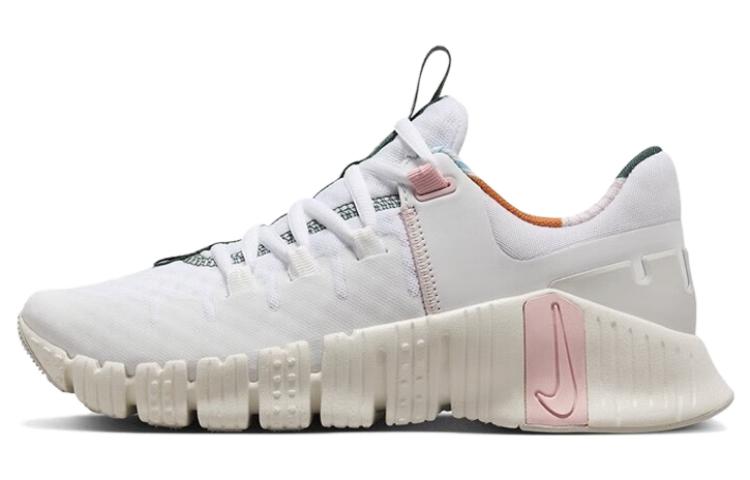 ナイキ Nike Women's Free Metcon 5 "White/Sail/Fir/Pink Bloom" FN8920-161