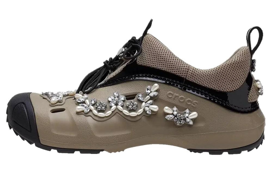 クロックス Simone Rocha × Crocs Women's Quick Trail "Khaki" 209635-260
