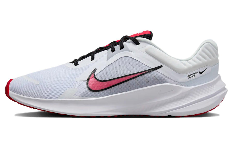 ナイキ Nike Quest 5 "White/Light Smoke Gray/Black/Fire Red" DD0204-104