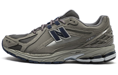 ニューバランス New Balance M1906R "Gray" M1906RB