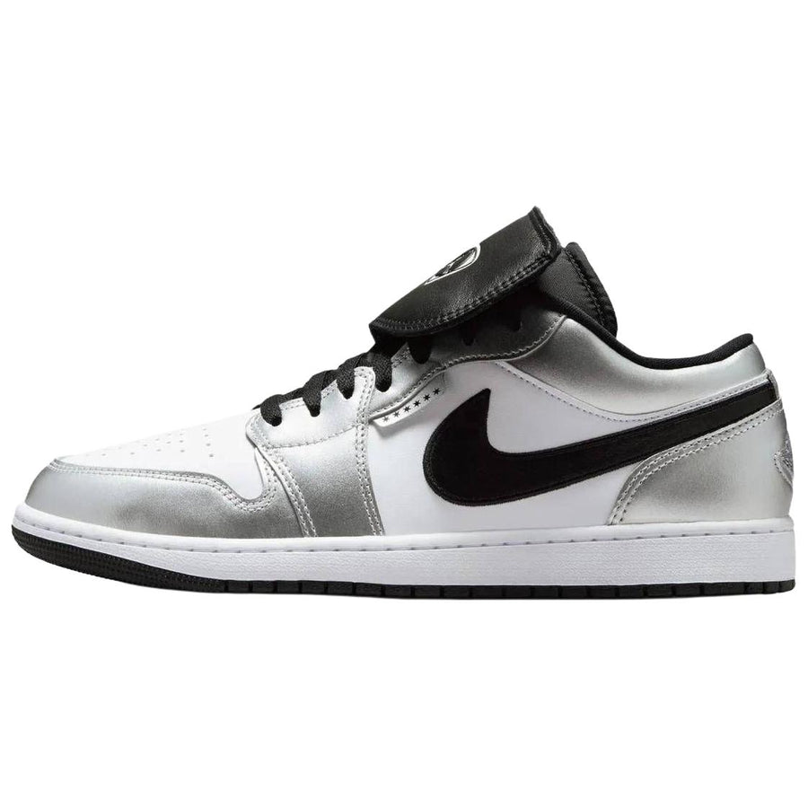 エアジョーダン1 Nike Air Jordan 1 Low Se "White/Black/Metallic Silver" IR2278-100