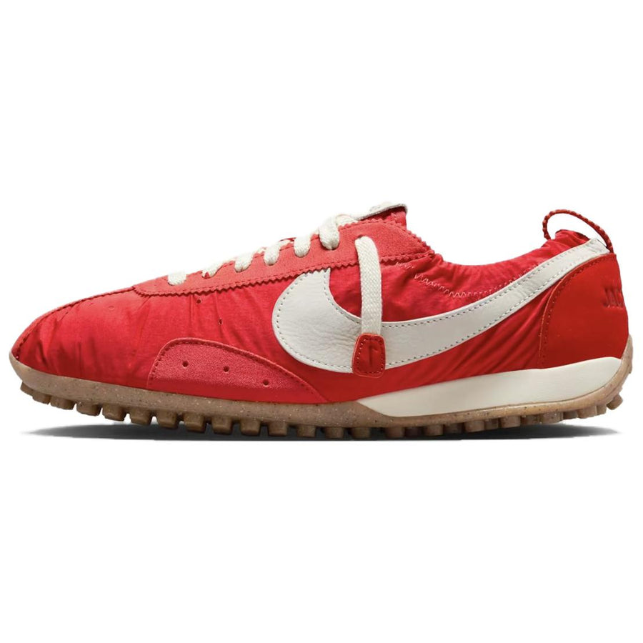 ナイキ ムーンシュー Jacquemus × Nike Women's Moon Shoe SP "University Red" HV8547-600