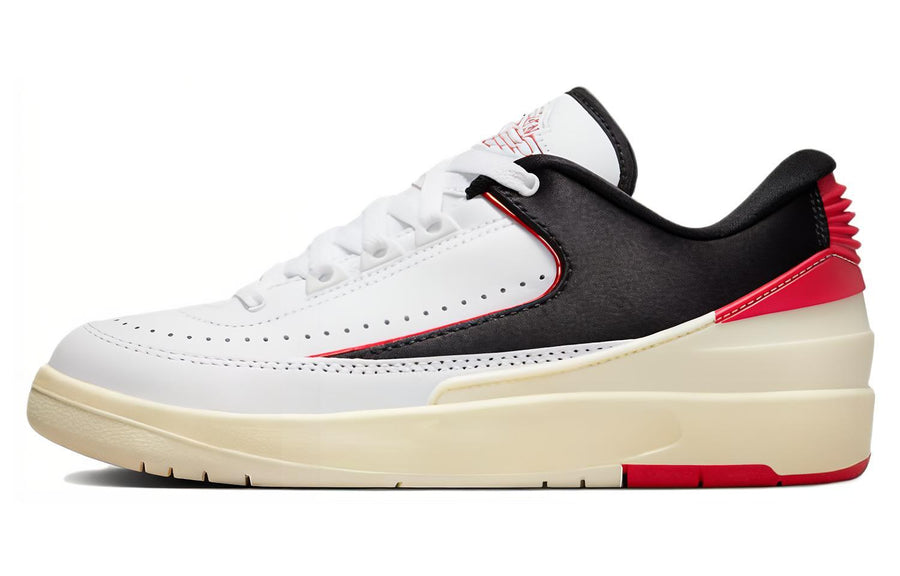 エアジョーダン2 Nike Women's Air Jordan 2 Retro Low "Black Satin" FD4849-106