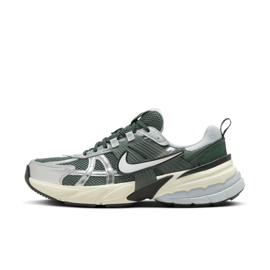 ナイキ V2K ラン Nike V2K Run "Vintage Green/Mineral Spruce/Wolf Gray" HJ4497-300