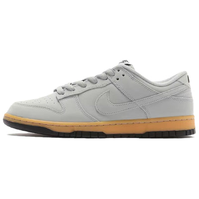 ナイキ ダンク Nike Dunk Low Retro SE "Wolf Grey/Gum Yellow/Black" HQ1932-001