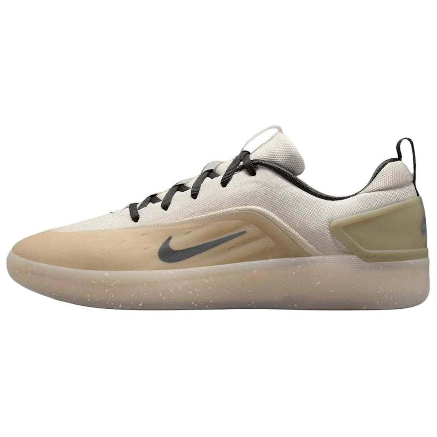 ナイキ Nike SB Zoom Nyjah 4 "Desert Khaki/Light Orewood Brown" FQ1273-200
